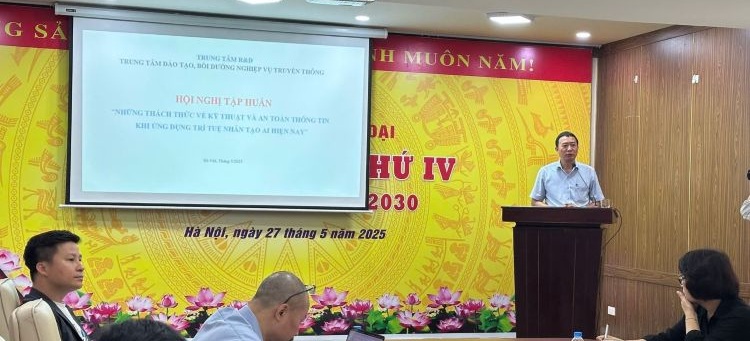 Những thách thức về kỹ thuật và an toàn thông tin khi ứng dụng trí tuệ nhân tạo AI hiện nay<br /><span style="font-weight:normal;">Sáng nay, ngày 30/5, tại Đài tiếng nói Việt Nam, Trung tâm Nghiên cứu và Ứng dụng Công nghệ truyền thông (R&D) tổ chức lớp tập huấn “Những thách thức về kỹ thuật và an toàn thông tin khi ứng dụng trí tuệ nhân tạo AI hiện nay”.</span>